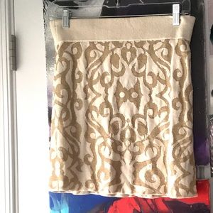 Unique royal pattern sparkly knit skirt